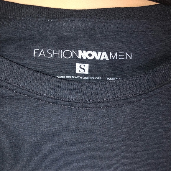 NWT Men’s FashionNova Printed “Fantasy” Short Sleeve Tee Sz S - Picture 2 of 3